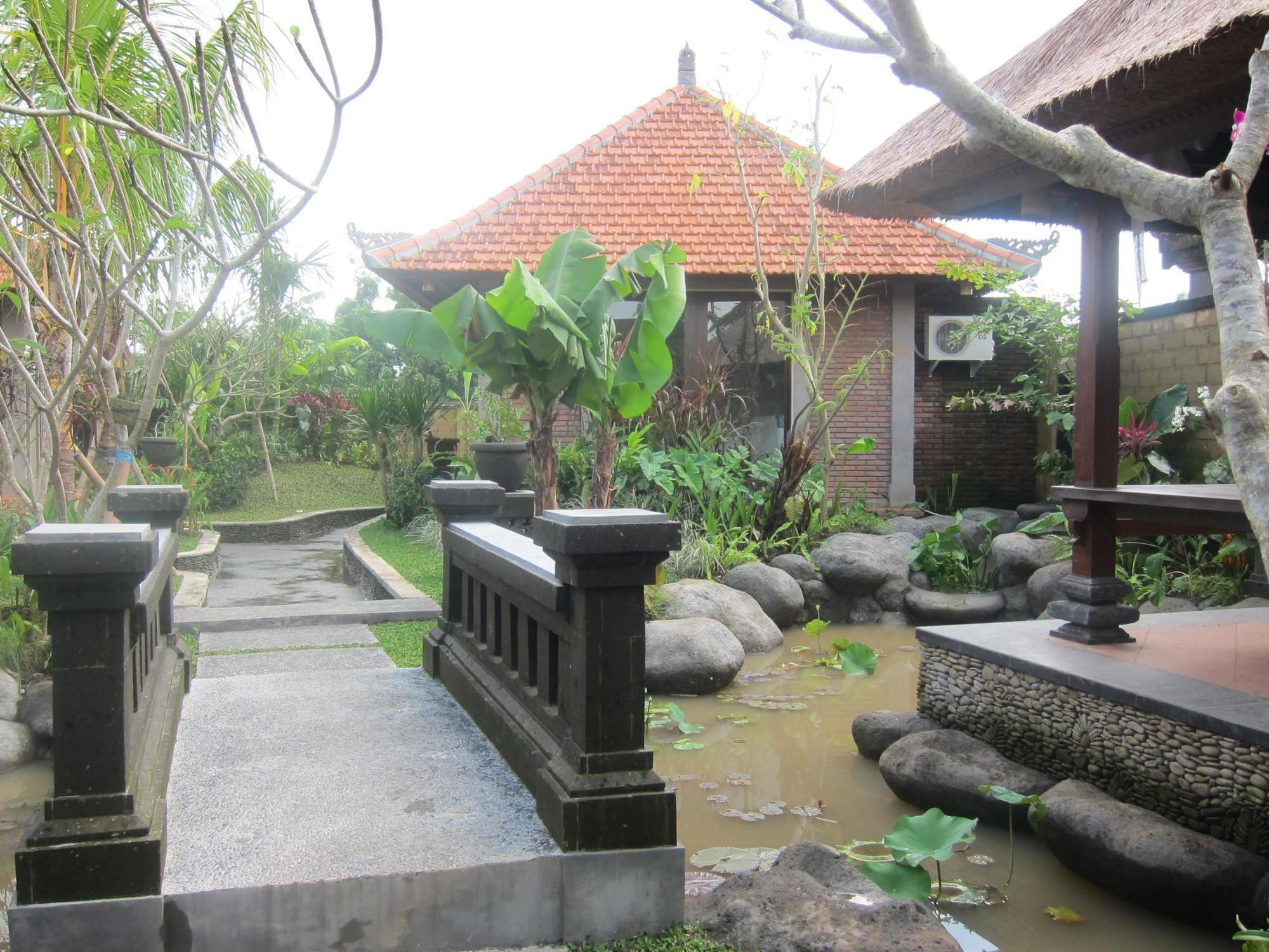 Pondok Dukuh Soca Hotel Ubud  Exterior photo